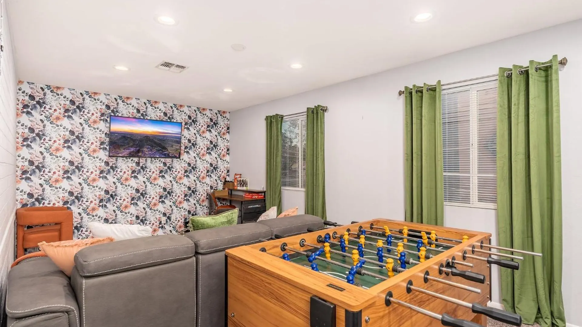 スコッツデール Sunshine Oasis! Heated Pool, Mini Golf, Sleeps 12ヴィラ 0*,